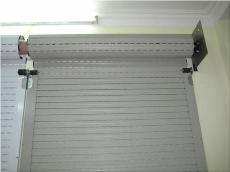 Sai lầm trong cách lắp đặt cửa cuốn